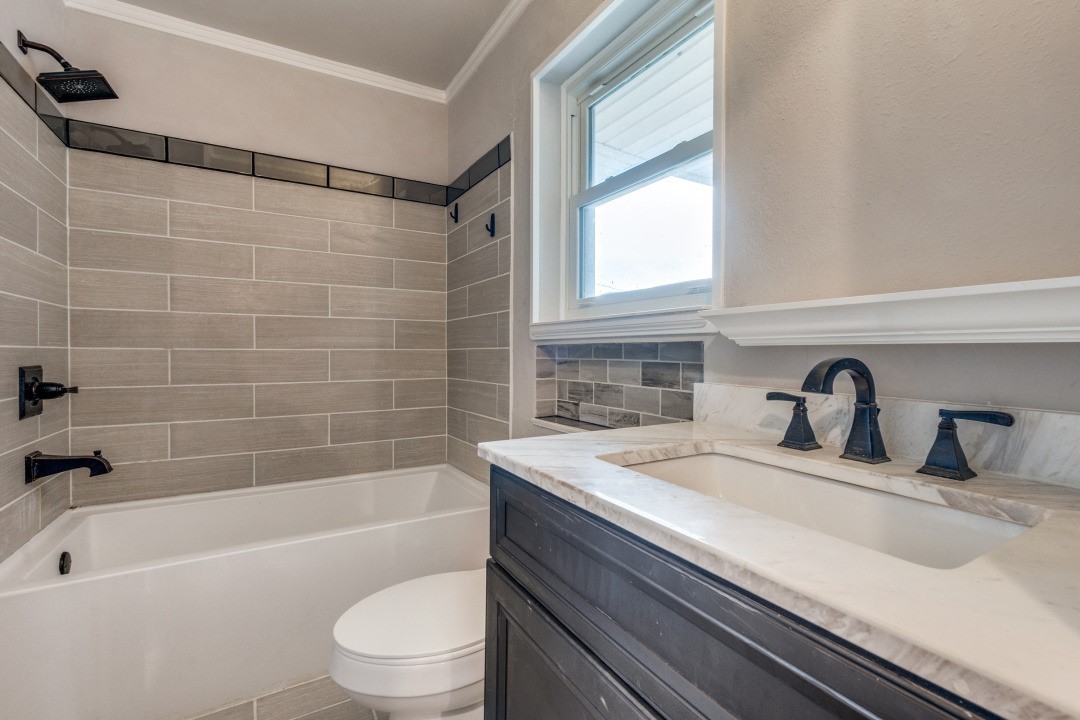 11049 Paddock Circle Dallas TX 75238