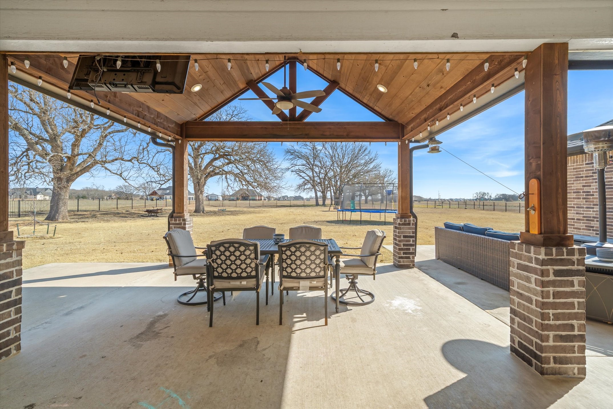 2055 Eastfield Drive Wills Point TX 75169