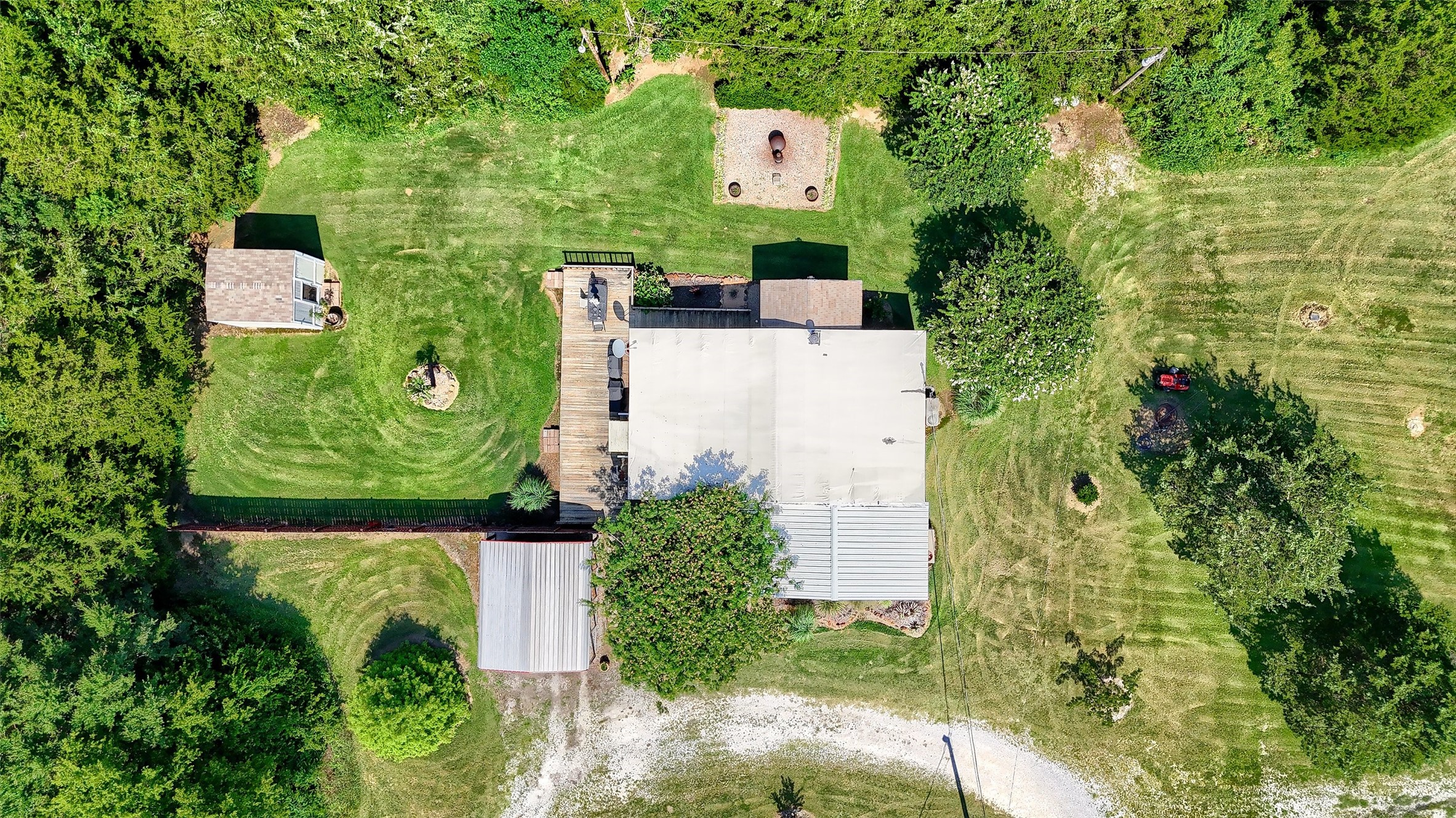 2447 Cemetery Road Pottsboro TX 75076