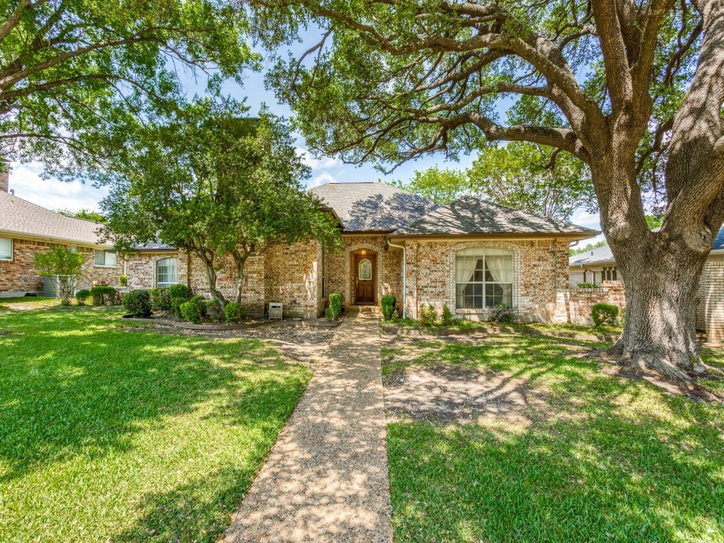 2309 Aspen Street Richardson TX 75082