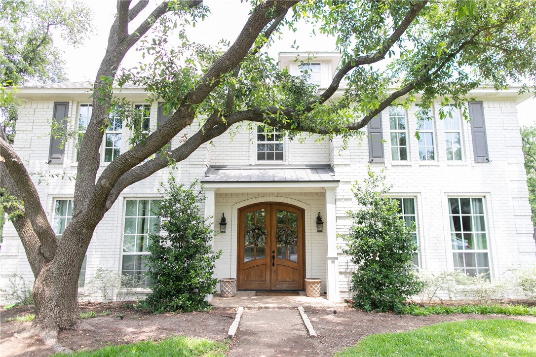 1413 Oak Hollow Drive Woodway TX 76712
