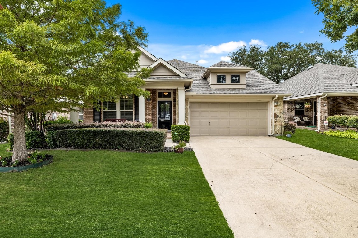 2816 Lacompte Drive Dallas TX 75227