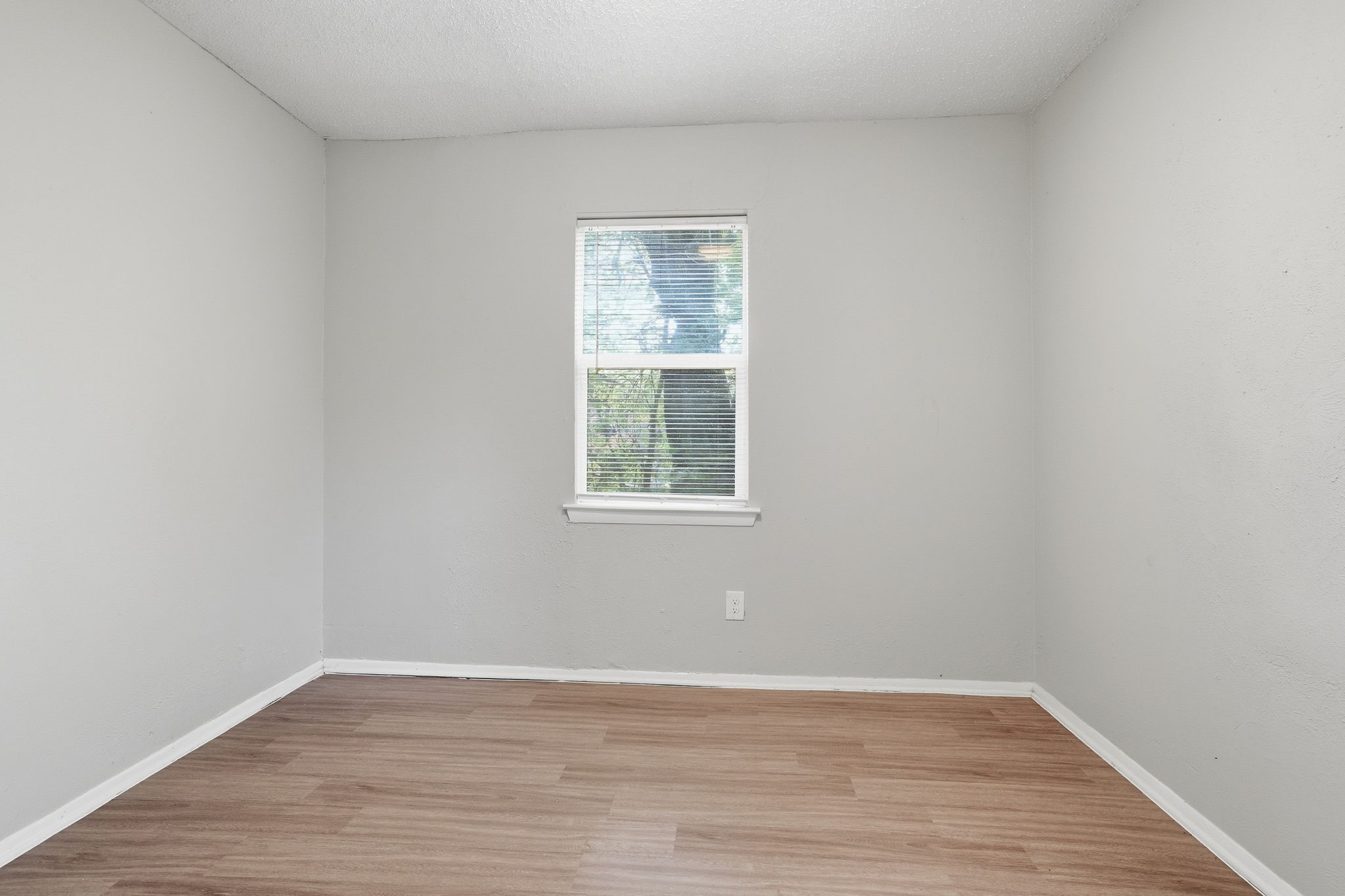 5544 Alter Drive Fort Worth TX 76119