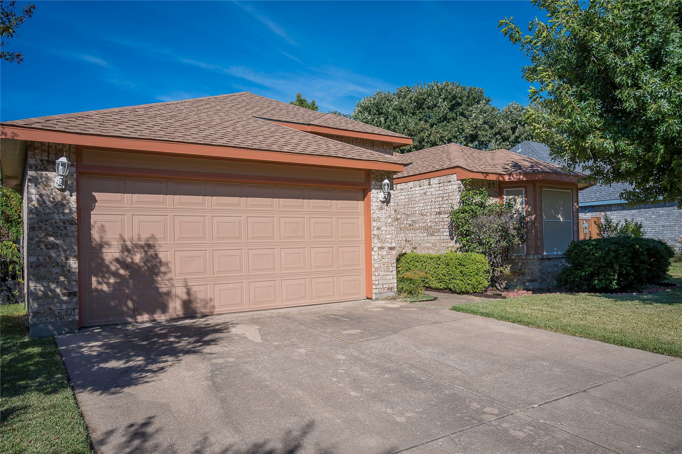 4141 Scotland Drive Grand Prairie TX 75052