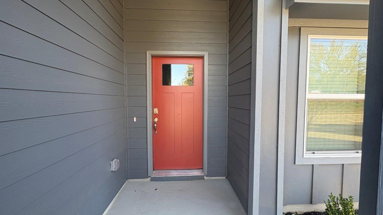 4131 Cornerstone Circle Granbury TX 76048