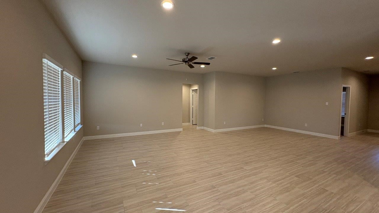 4131 Cornerstone Circle Granbury TX 76048
