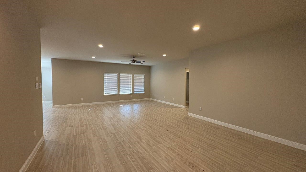 4131 Cornerstone Circle Granbury TX 76048