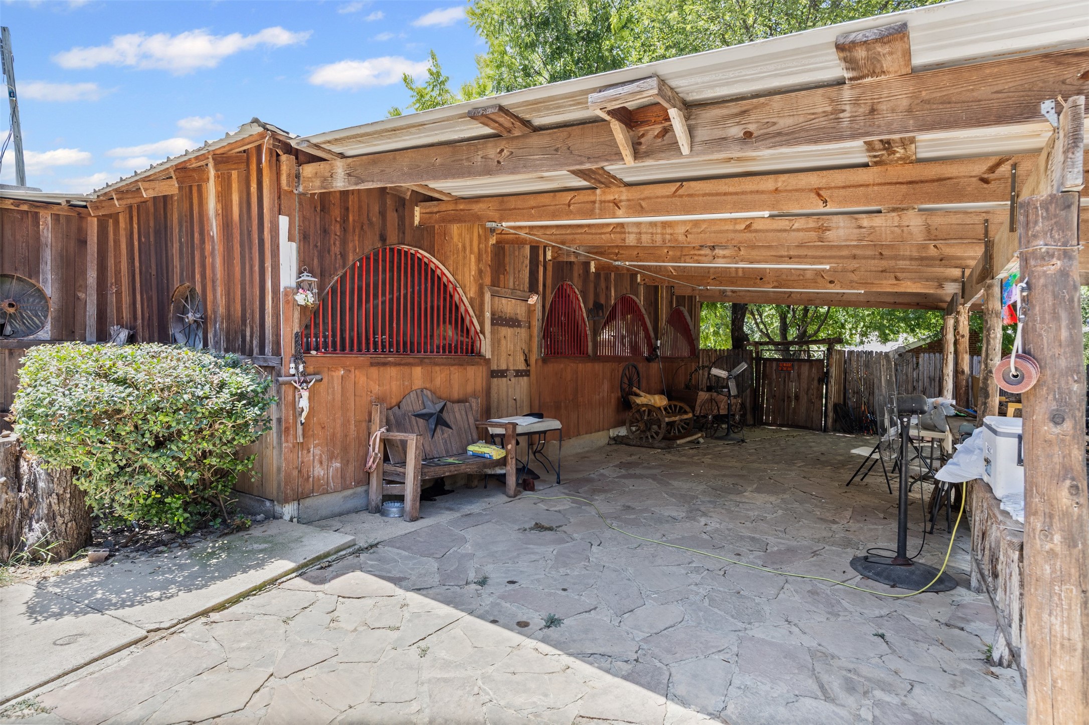 1152 Elva Warren Street Fort Worth TX 76115