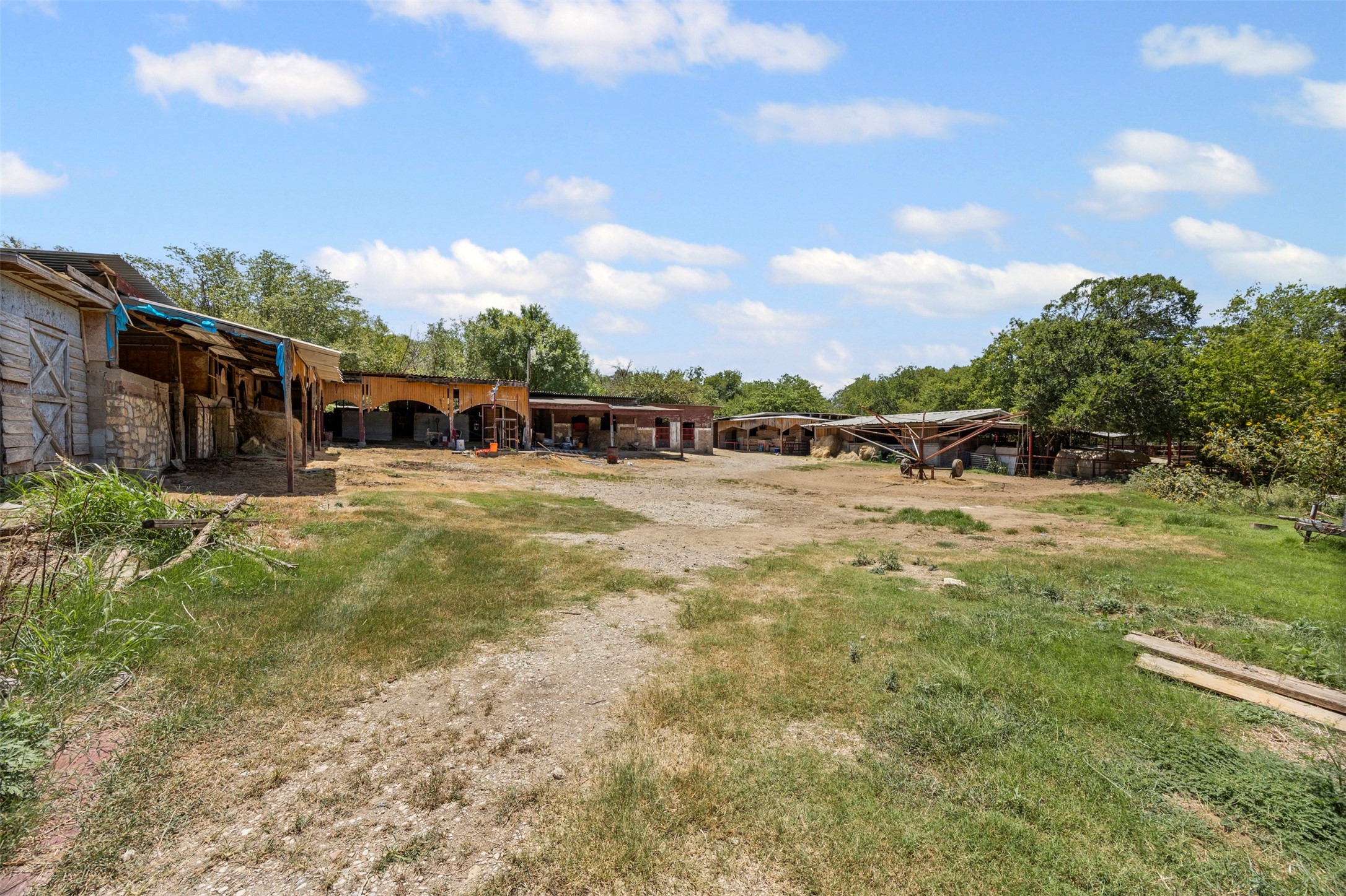 1152 Elva Warren Street Fort Worth TX 76115