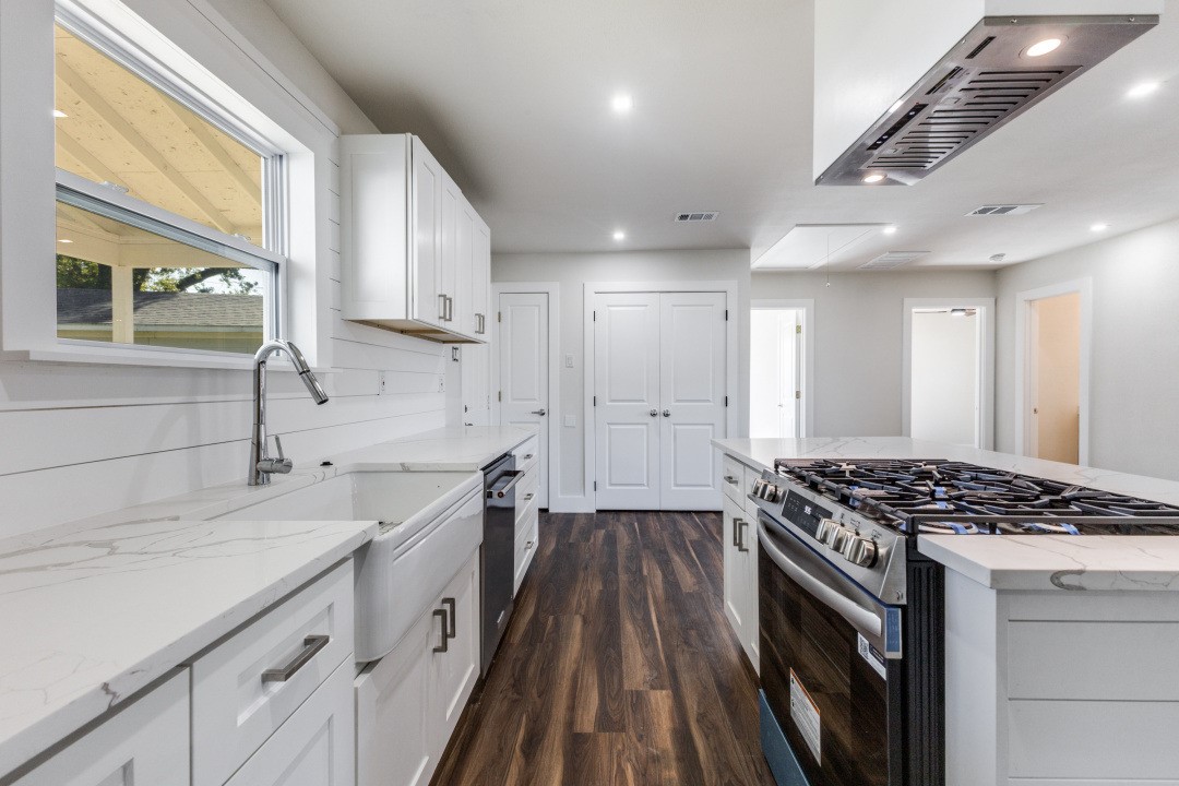1410 Prichard Lane Dallas TX 75217