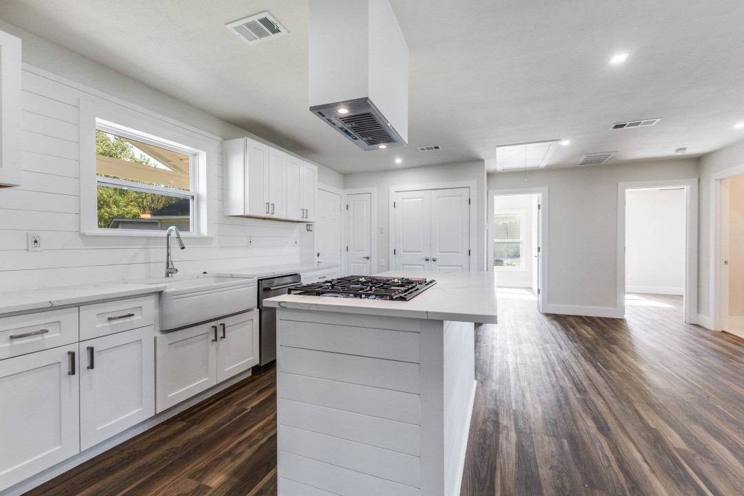 1410 Prichard Lane Dallas TX 75217