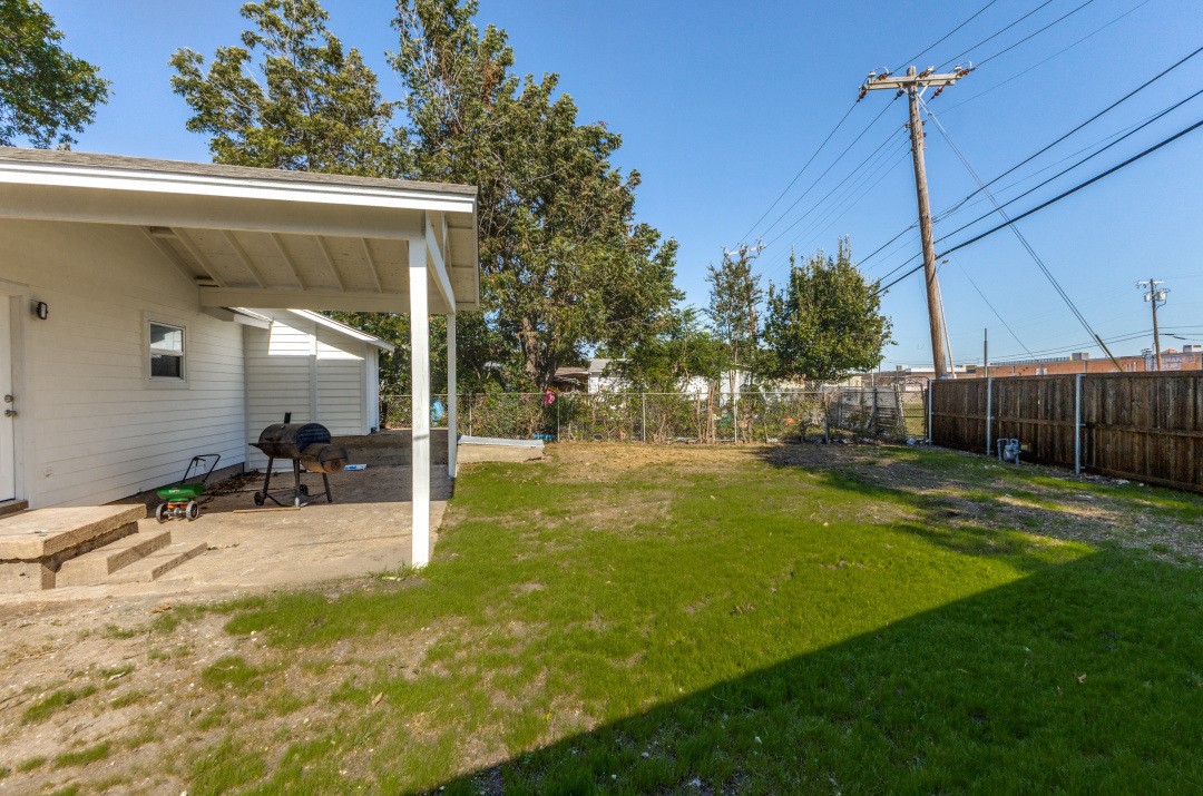 1410 Prichard Lane Dallas TX 75217
