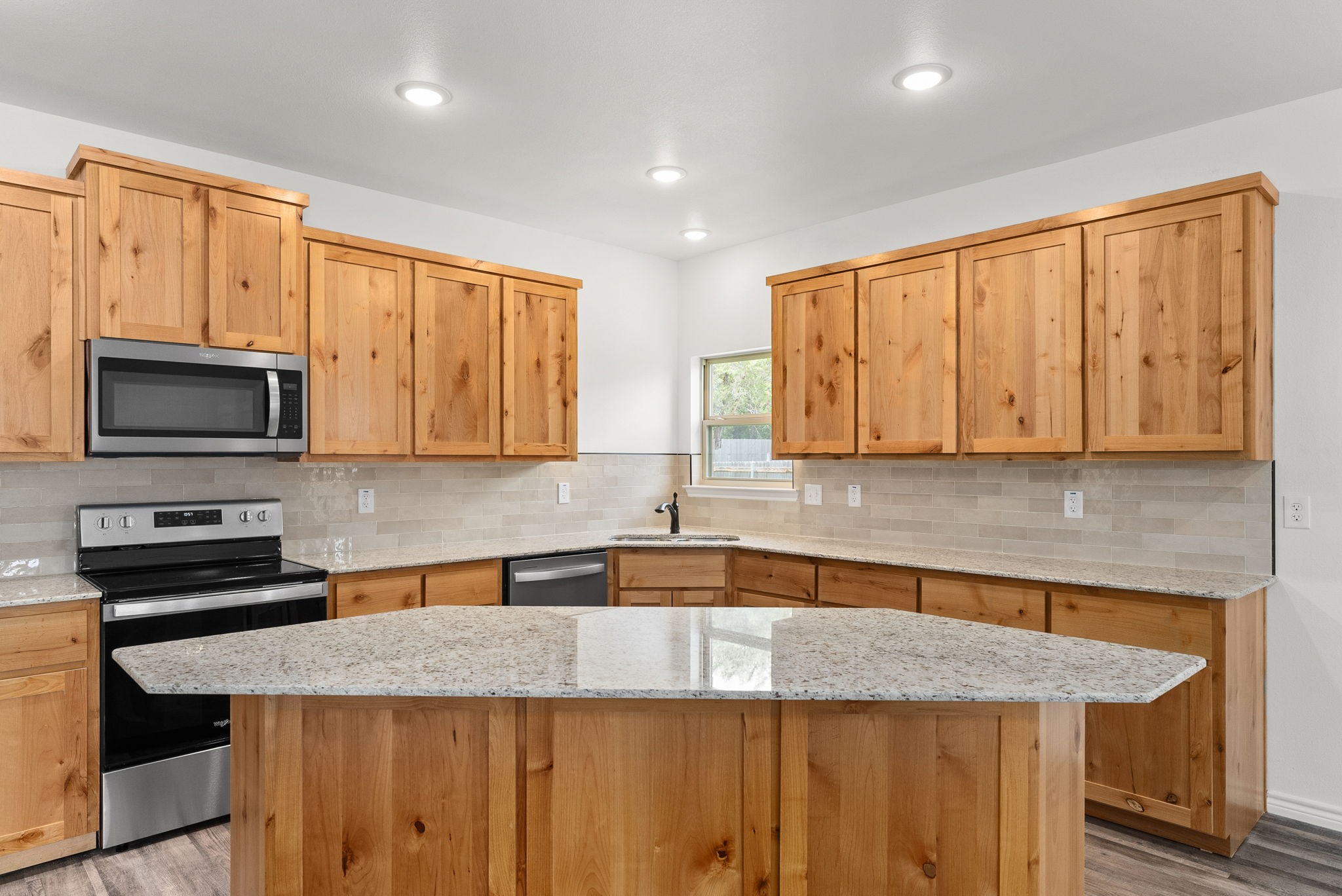 828 Elijah Lane Lampasas TX 76550