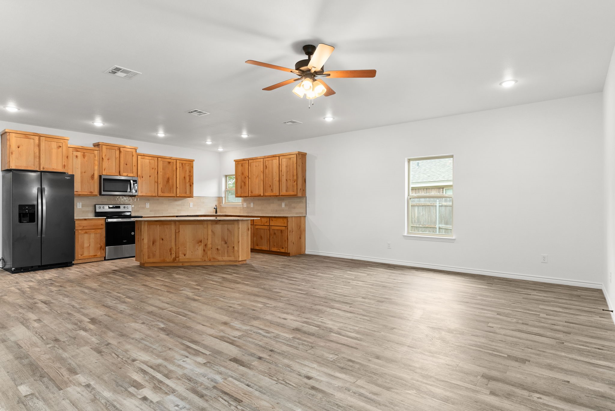 828 Elijah Lane Lampasas TX 76550