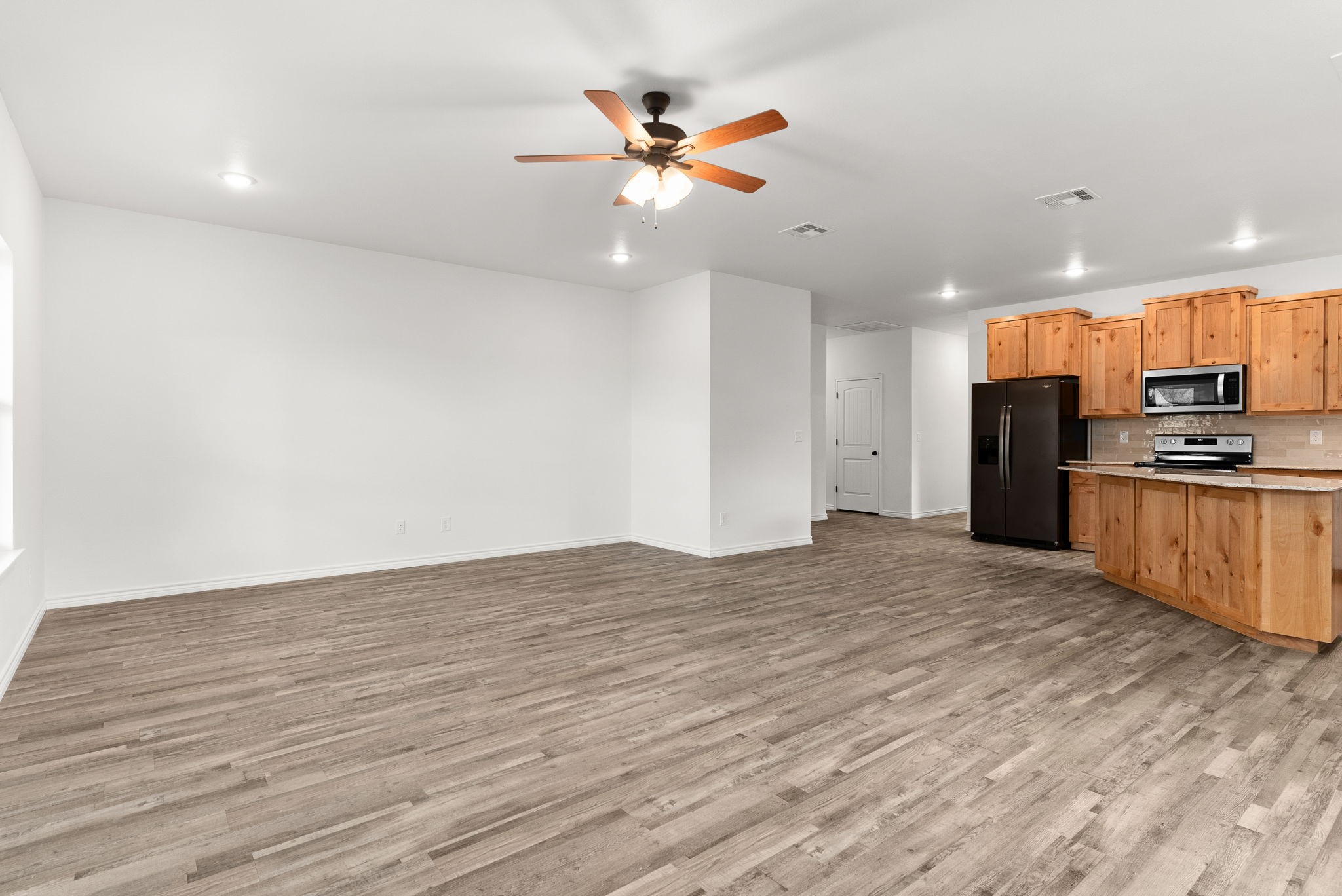 828 Elijah Lane Lampasas TX 76550