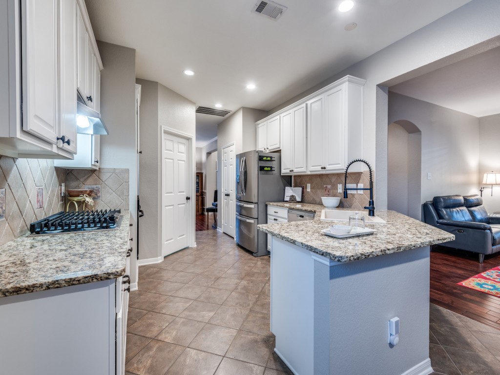 413 Seleta Drive Murphy TX 75094