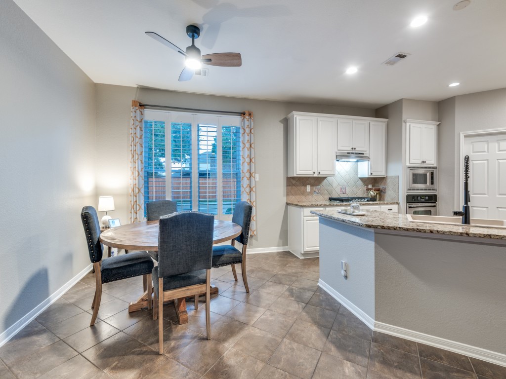 413 Seleta Drive Murphy TX 75094