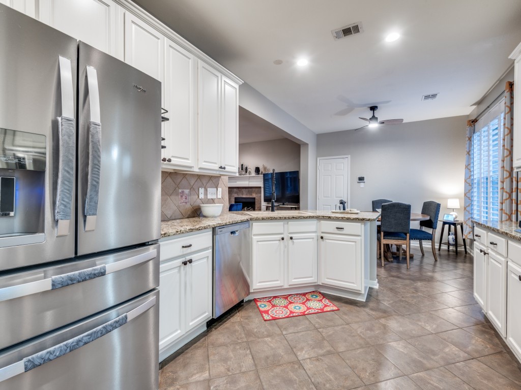 413 Seleta Drive Murphy TX 75094