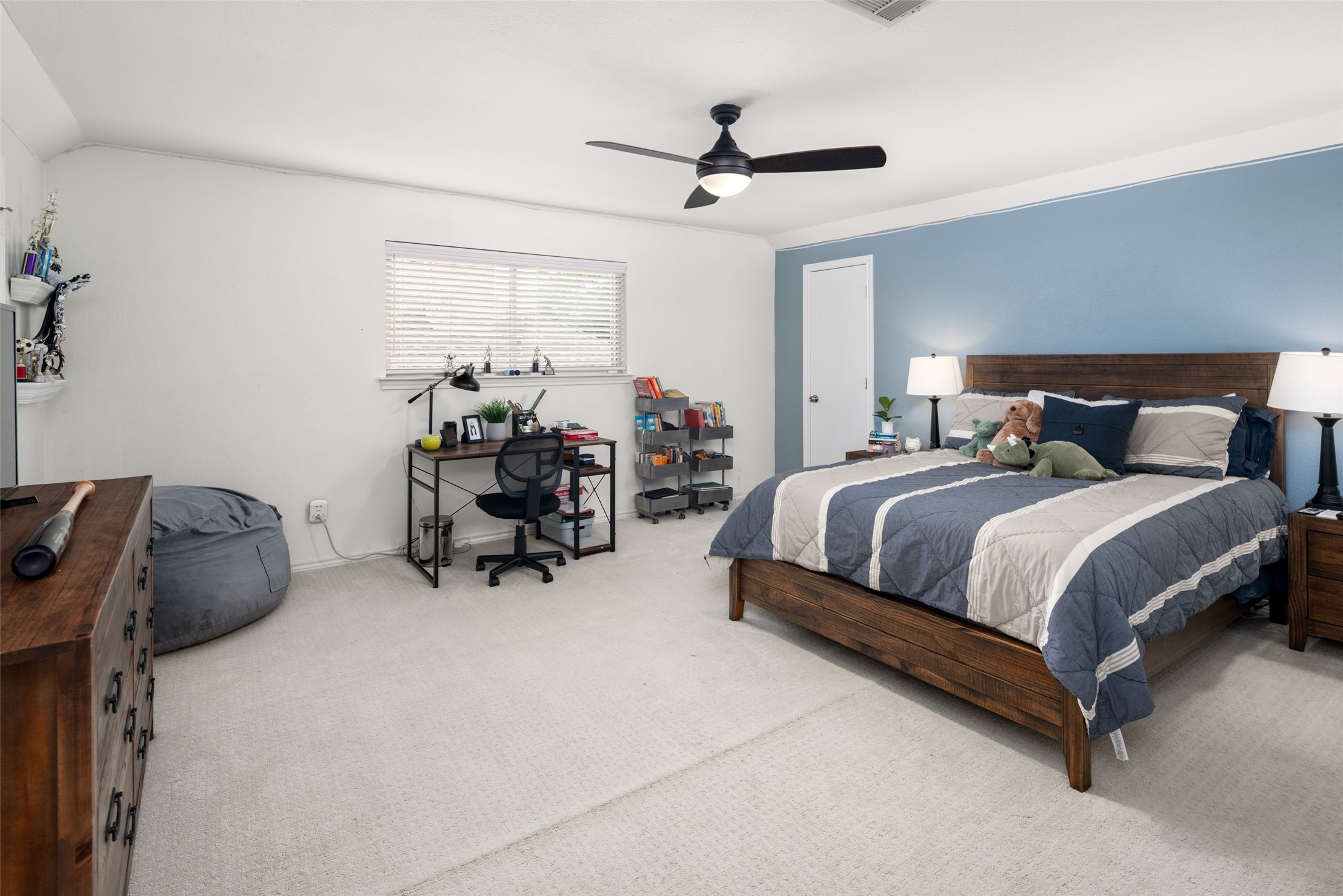 8817 Arborside Drive Dallas TX 75243