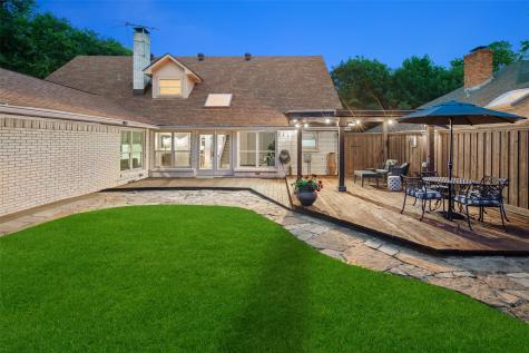 8817 Arborside Drive Dallas TX 75243
