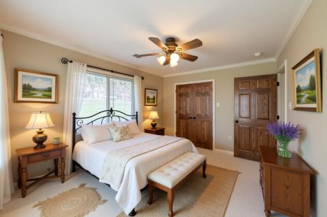 300 Shoreline Drive Azle TX 76020