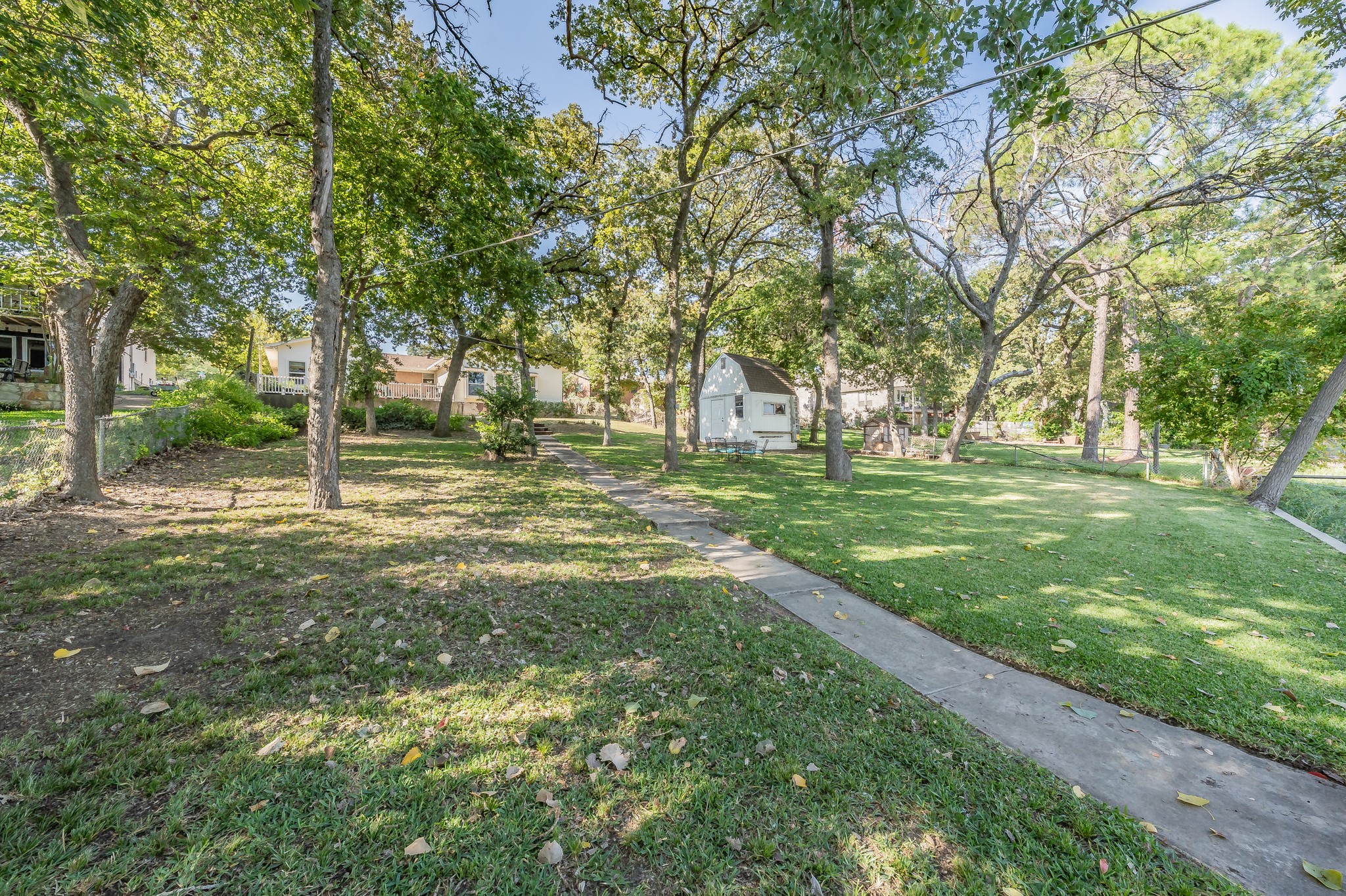 300 Shoreline Drive Azle TX 76020