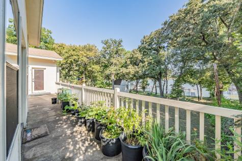 300 Shoreline Drive Azle TX 76020