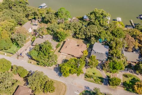 300 Shoreline Drive Azle TX 76020