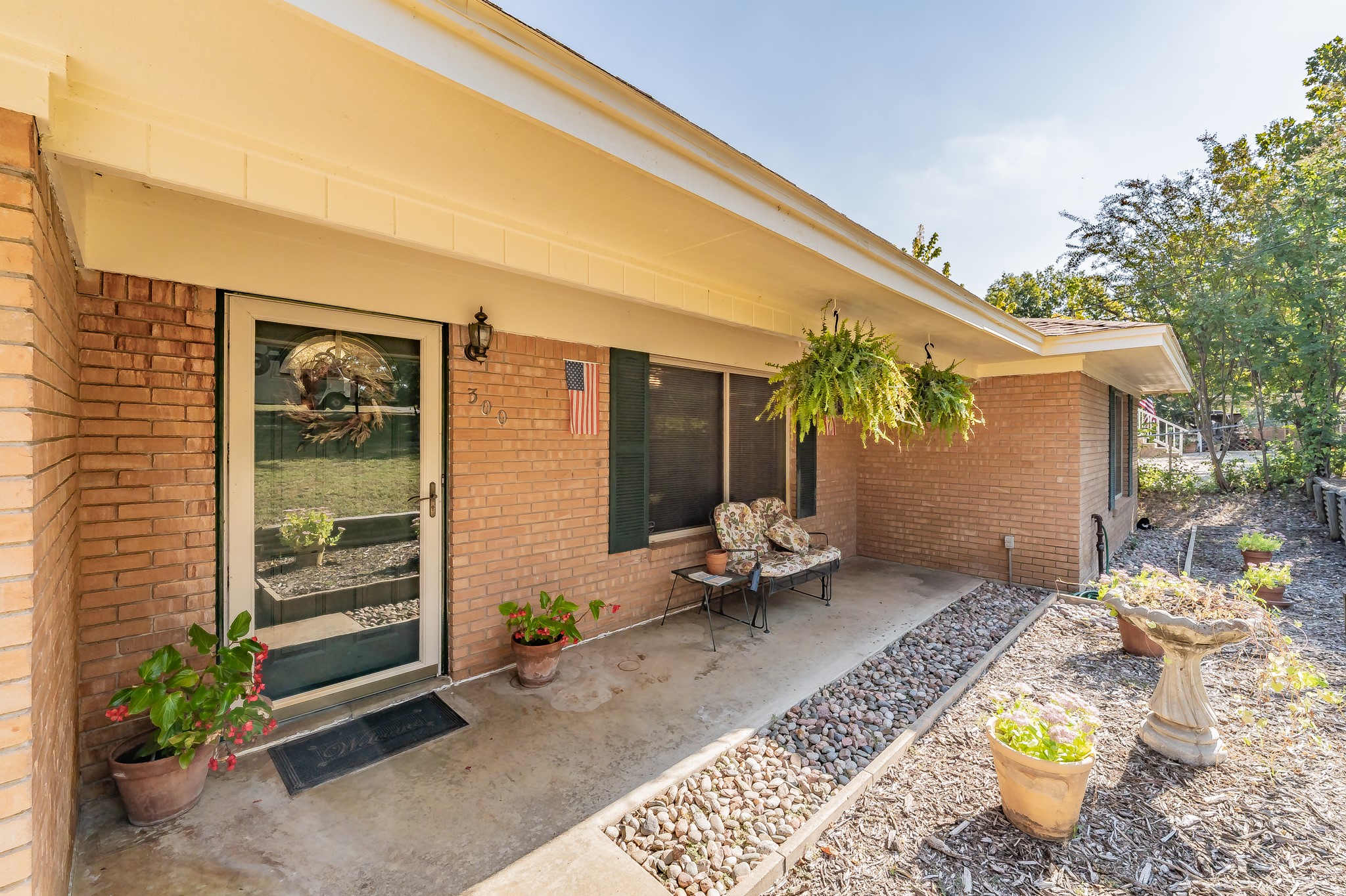 300 Shoreline Drive Azle TX 76020