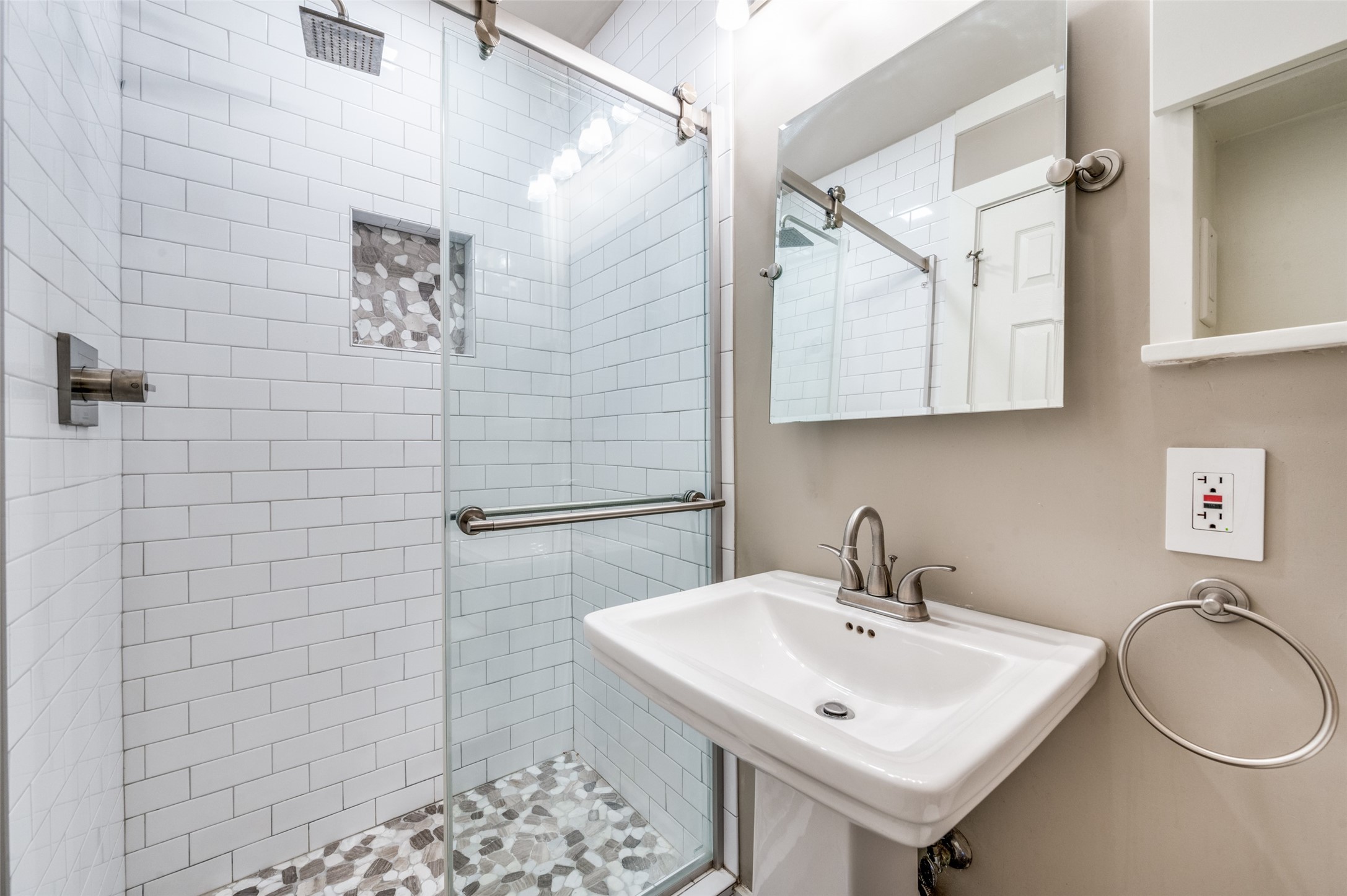3345 Galahad Drive Dallas TX 75229