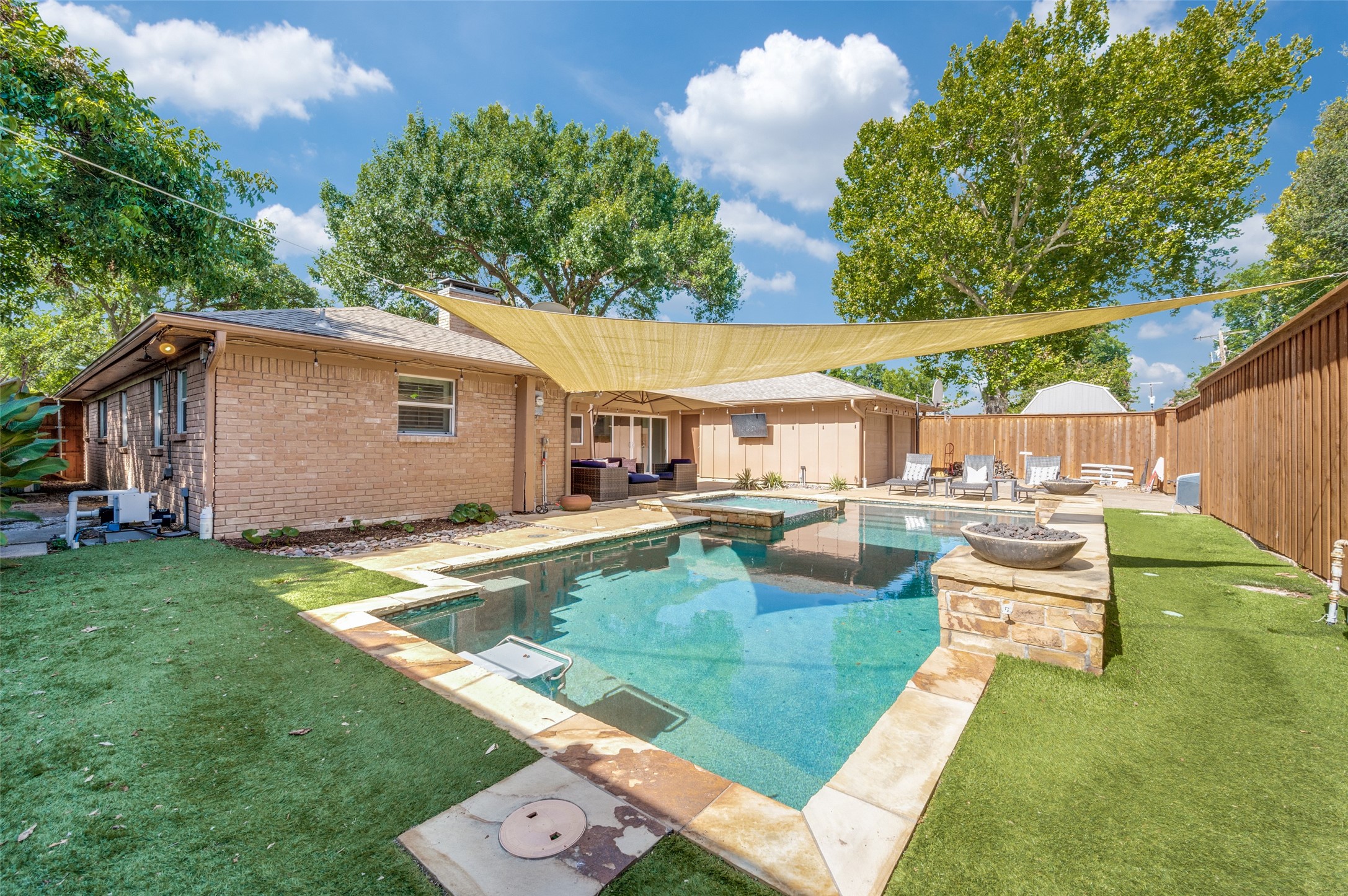 3345 Galahad Drive Dallas TX 75229