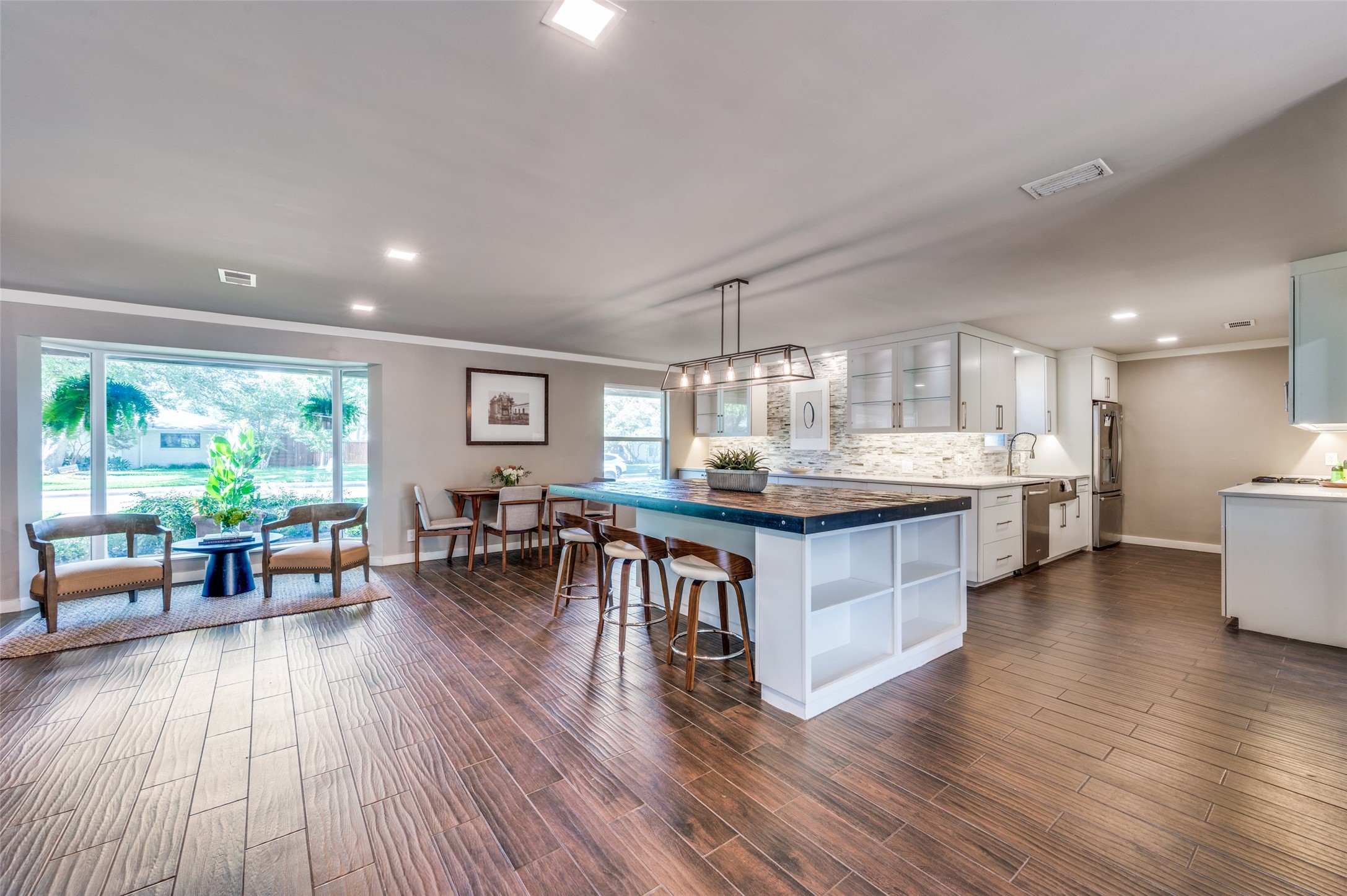 3345 Galahad Drive Dallas TX 75229