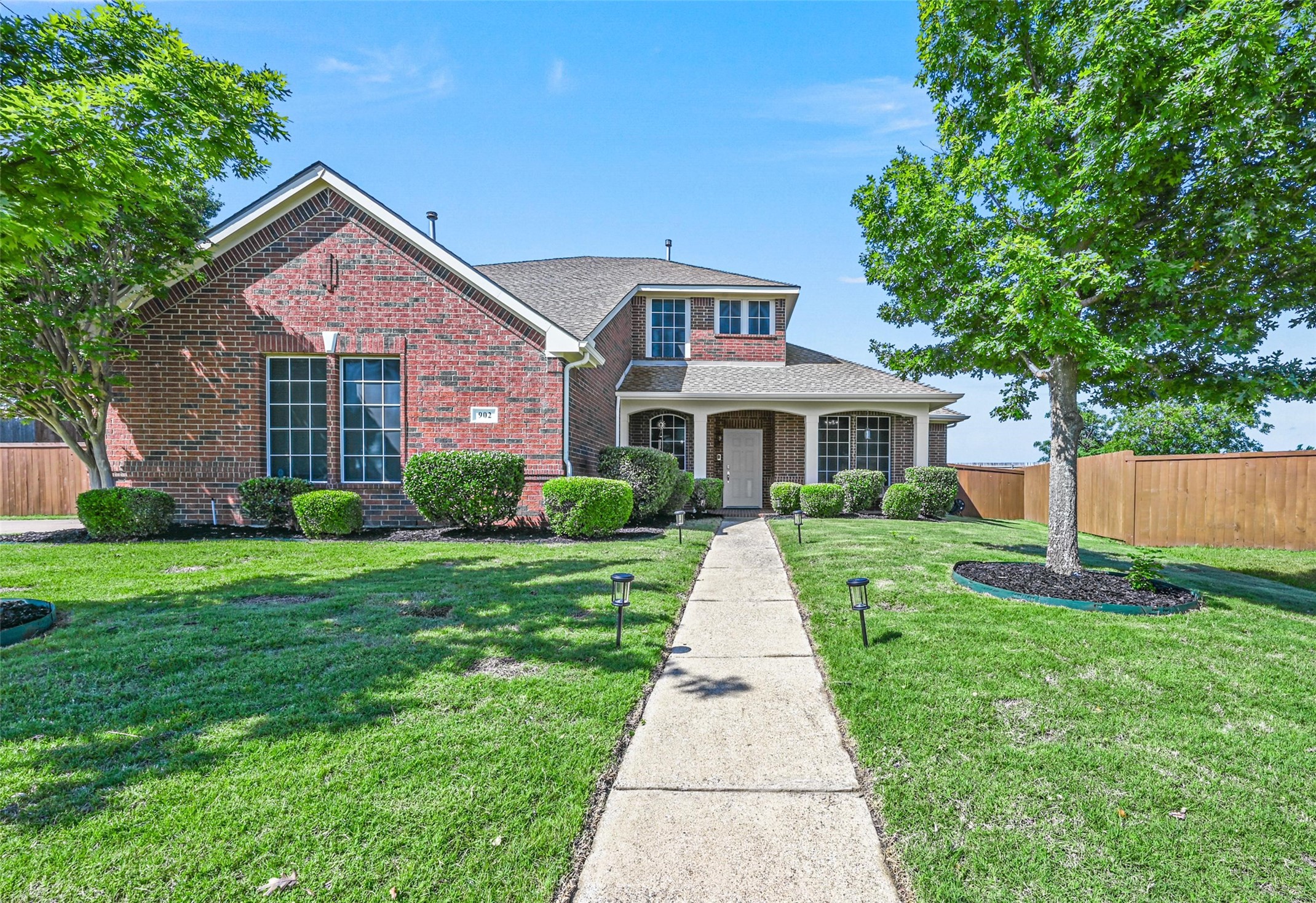 902 Countryside Drive Cedar Hill TX 75104