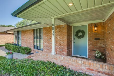 6837 Ravendale Lane Dallas TX 75214