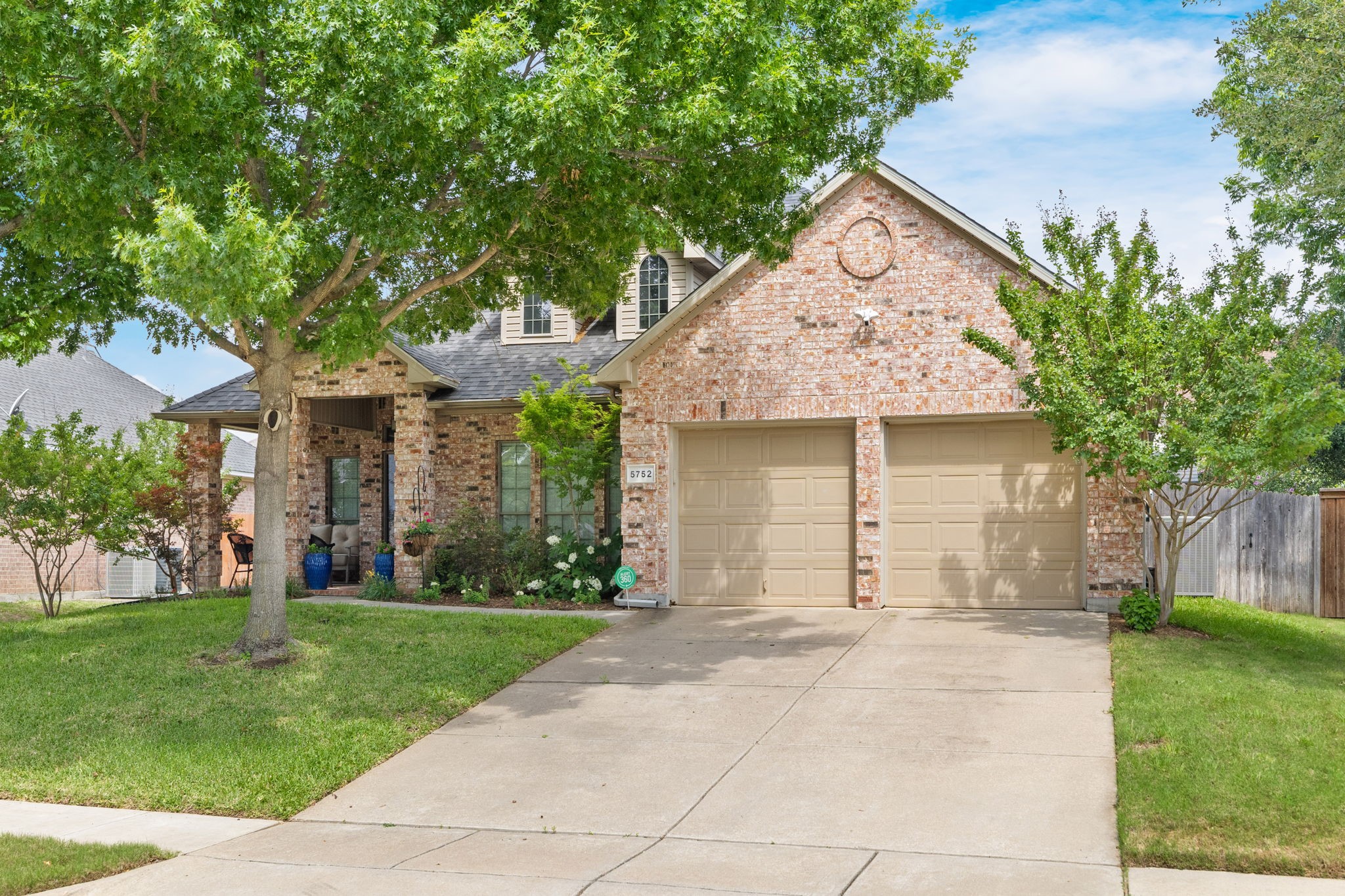 5752 Skinner Way Grand Prairie TX 75052