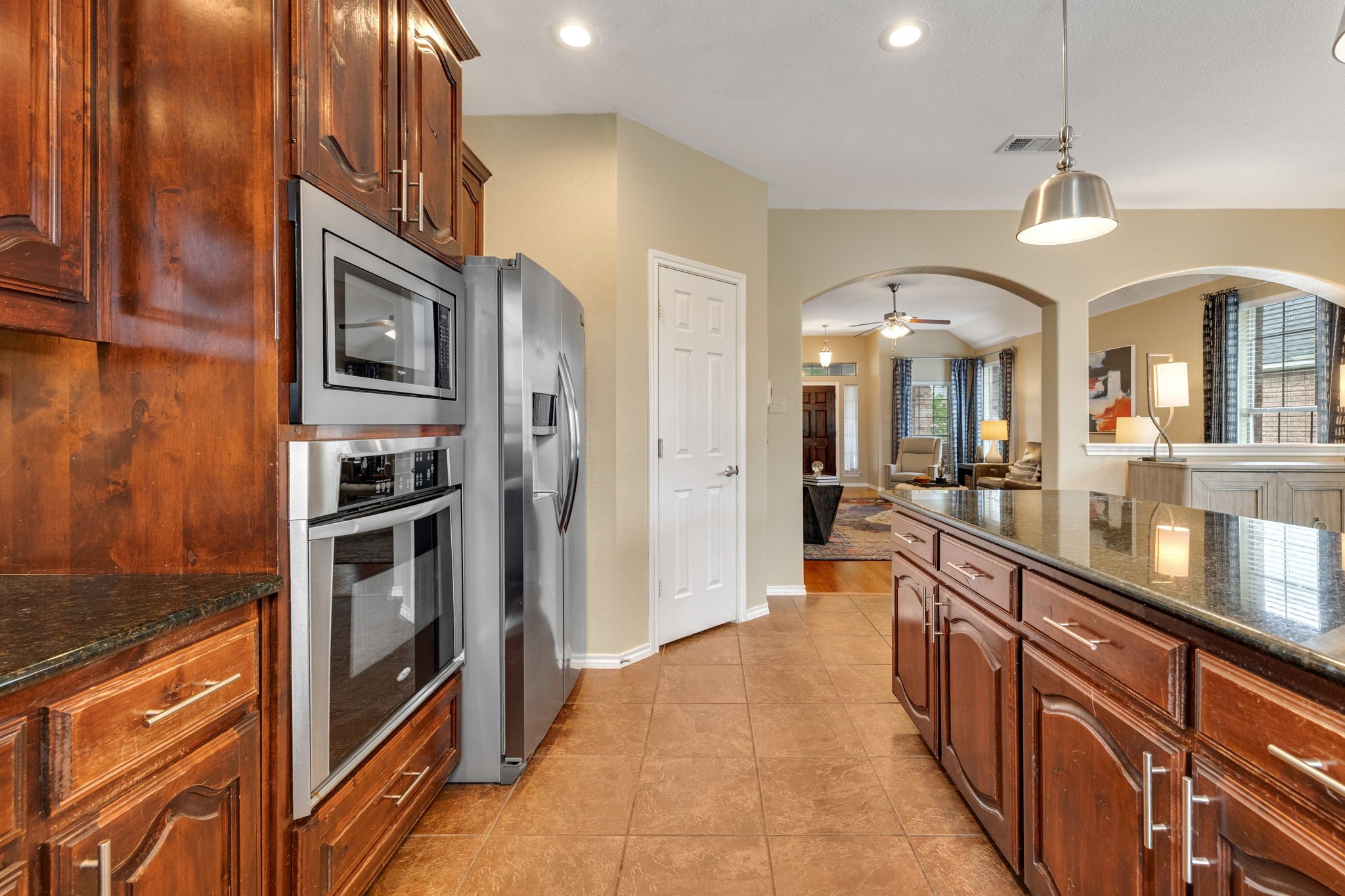 5752 Skinner Way Grand Prairie TX 75052