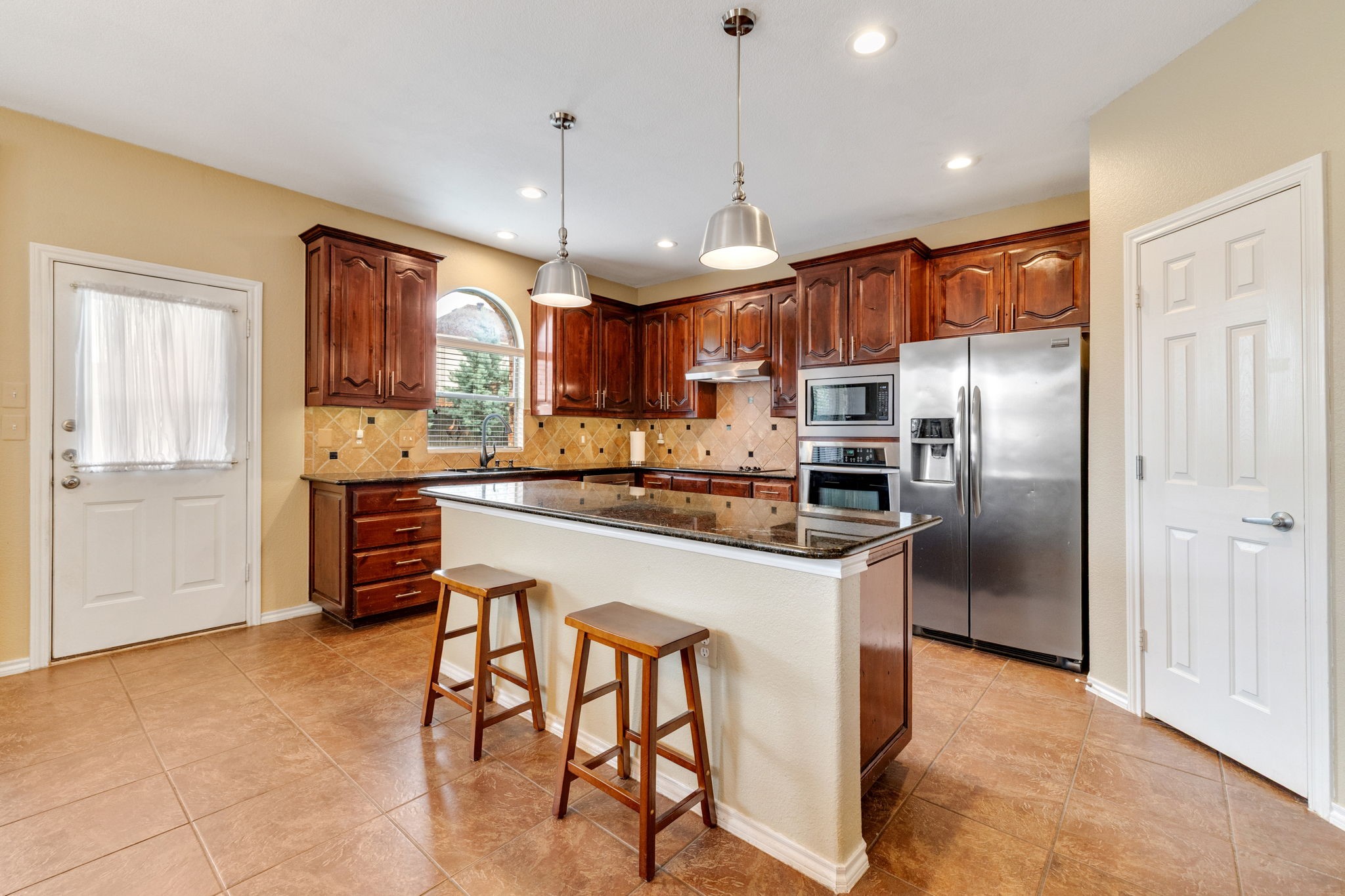 5752 Skinner Way Grand Prairie TX 75052