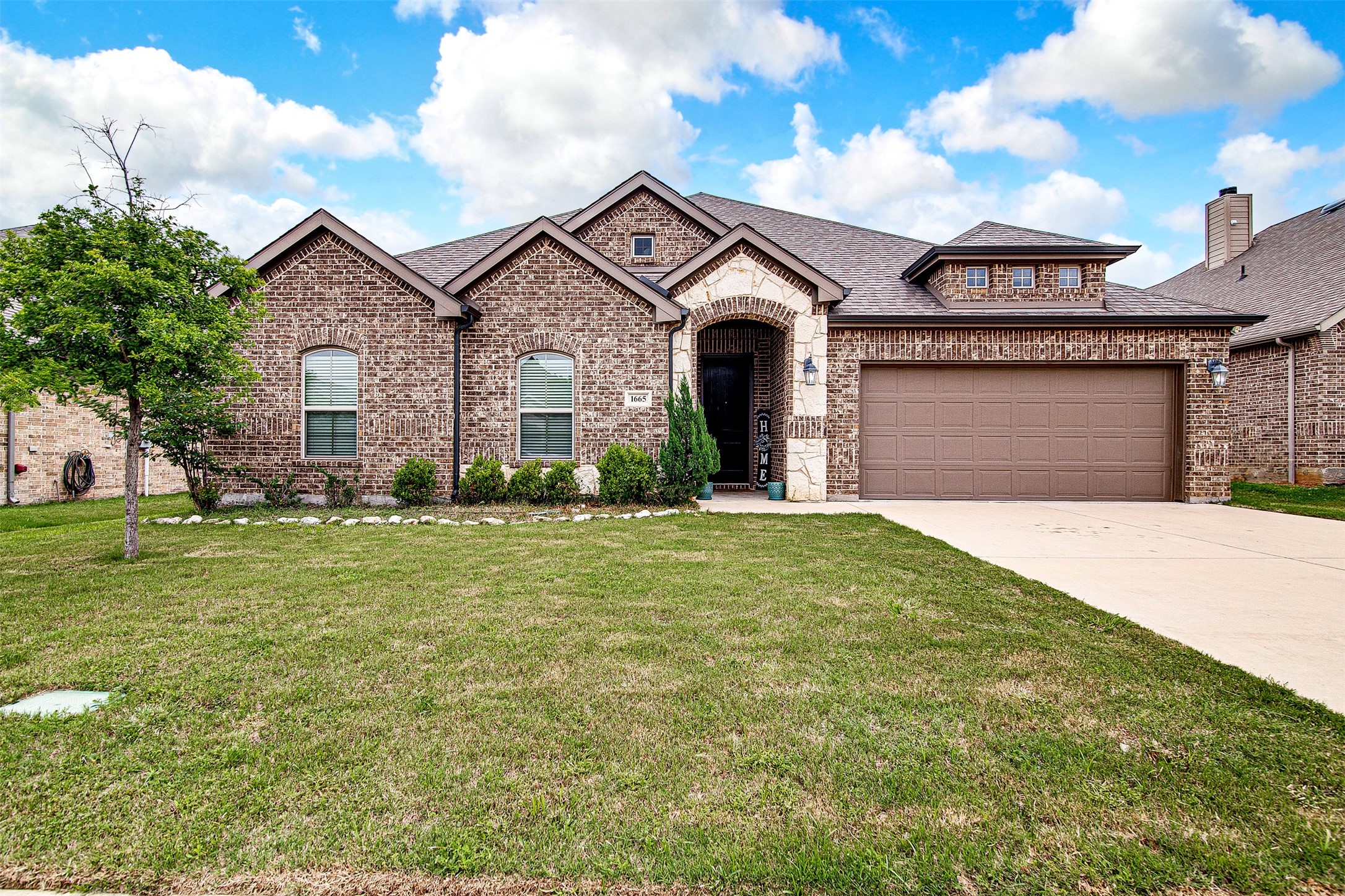 1665 Laramie Lane Burleson TX 76028