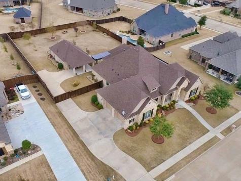 102 Bunker Court Waxahachie TX 75165