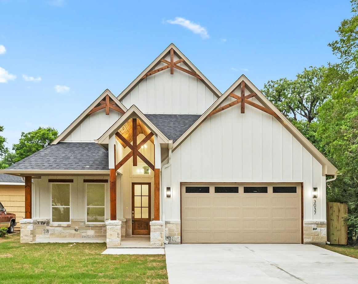 3037 Hiawatha Trail Lake Worth TX 76135