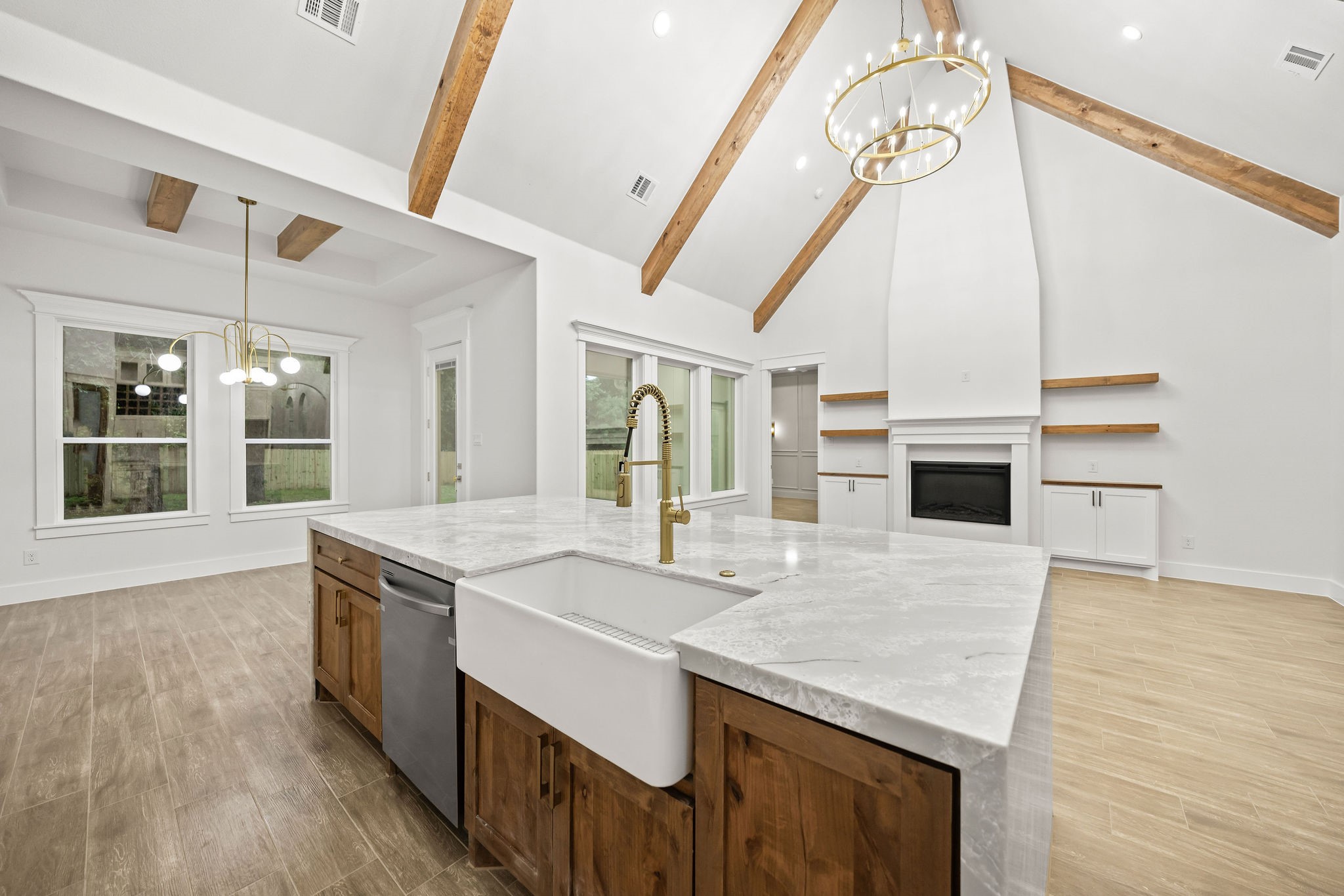 3037 Hiawatha Trail Lake Worth TX 76135