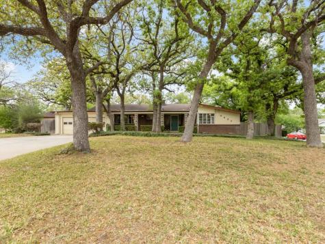 5653 Blueridge Drive Fort Worth TX 76112