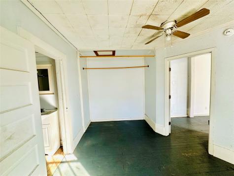 517 N Ave D Cross Plains TX 76443