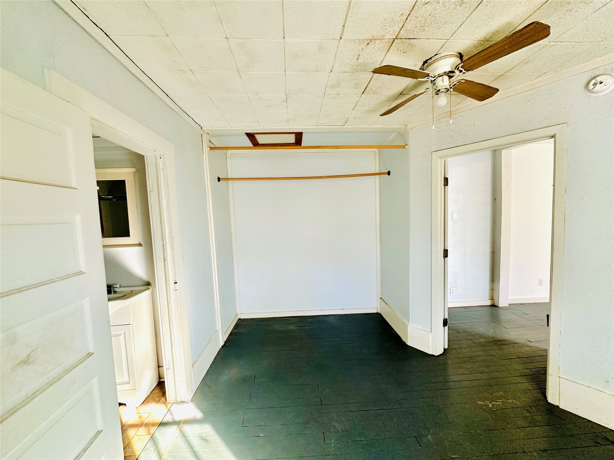 517 N Avenue D Cross Plains TX 76443