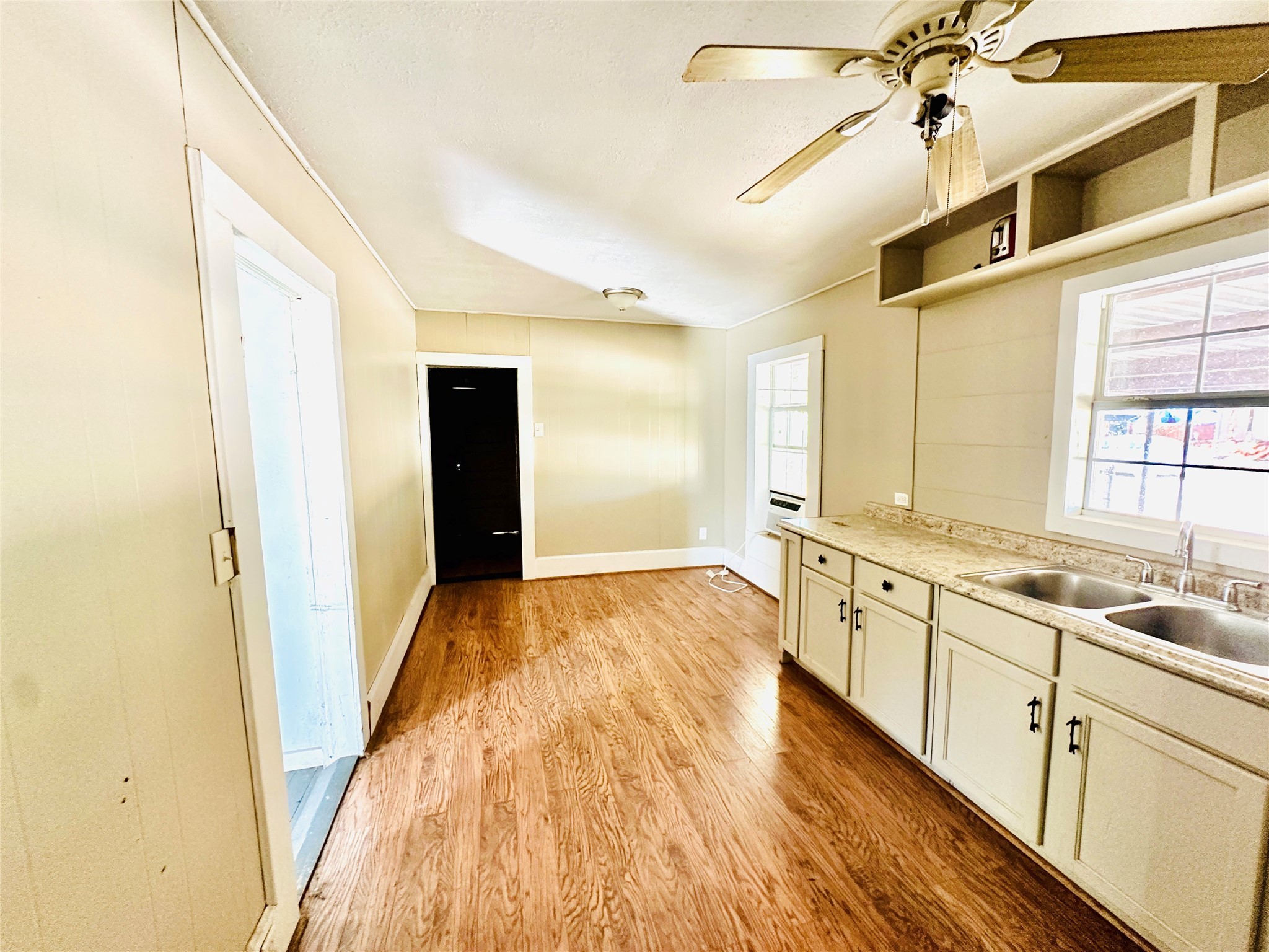 517 N Avenue D Cross Plains TX 76443