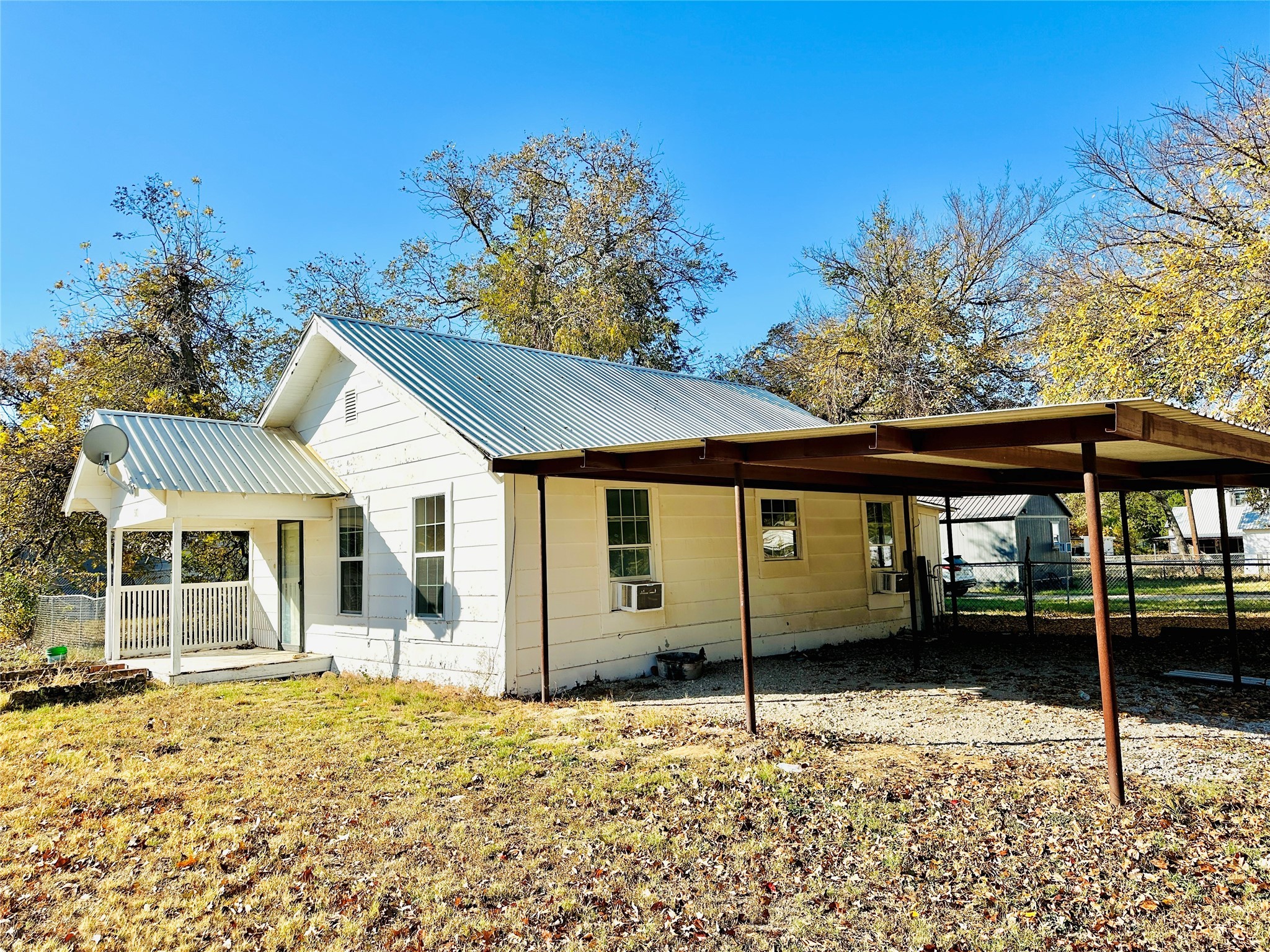 517 N Avenue D Cross Plains TX 76443