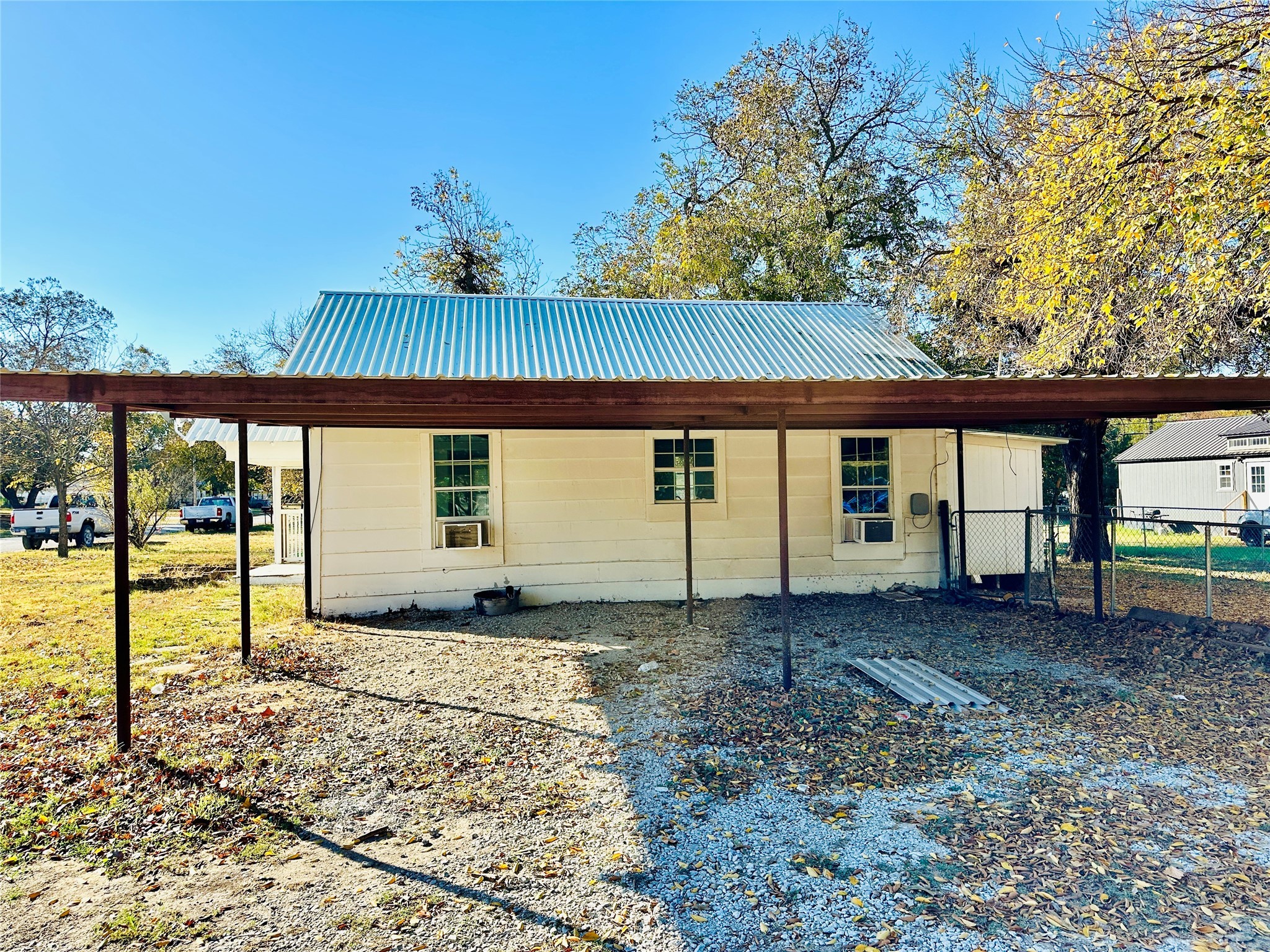 517 N Avenue D Cross Plains TX 76443