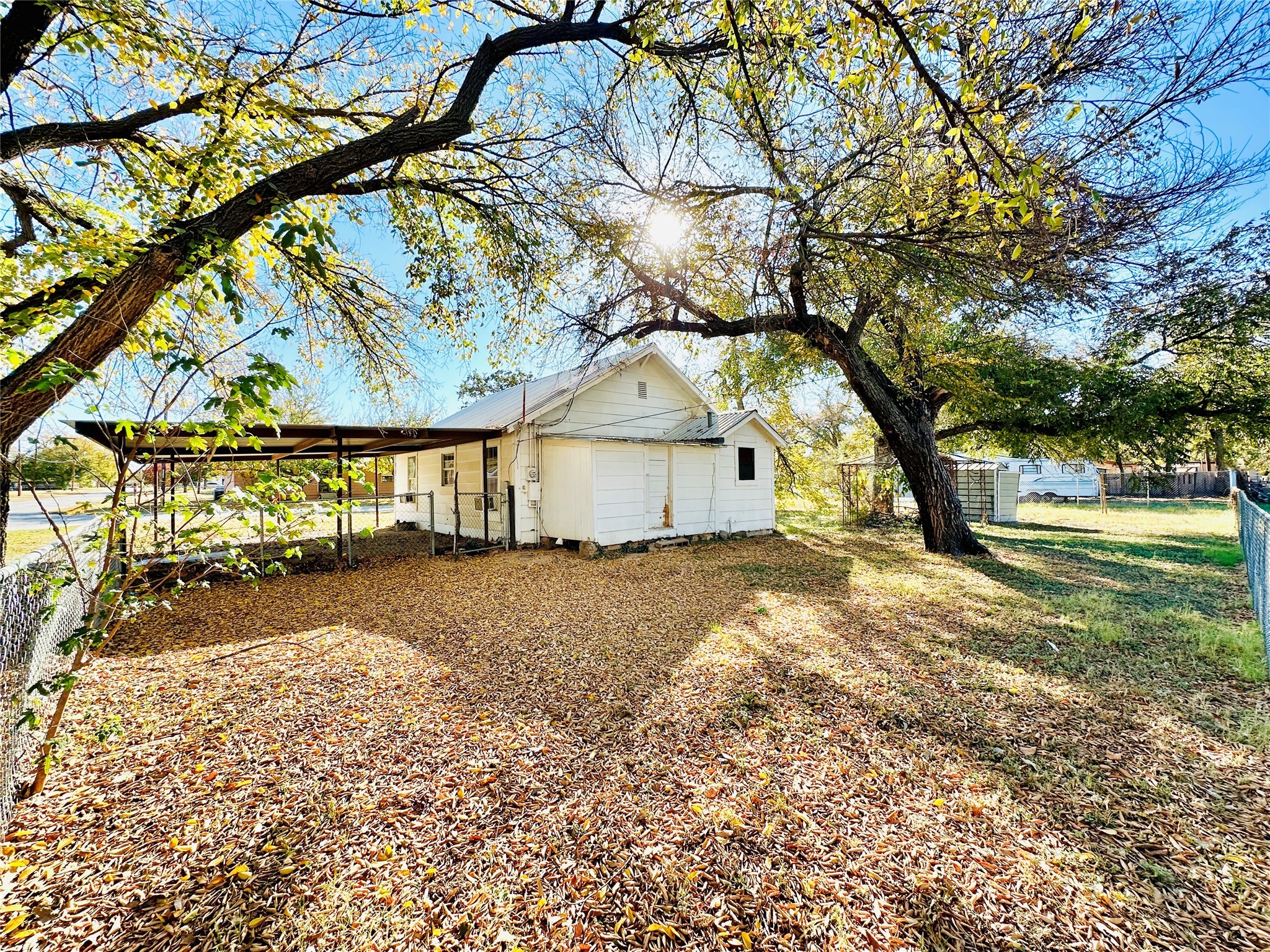 517 N Avenue D Cross Plains TX 76443