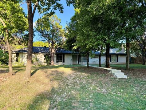 102 N Royal Oak Drive Duncanville TX 75116