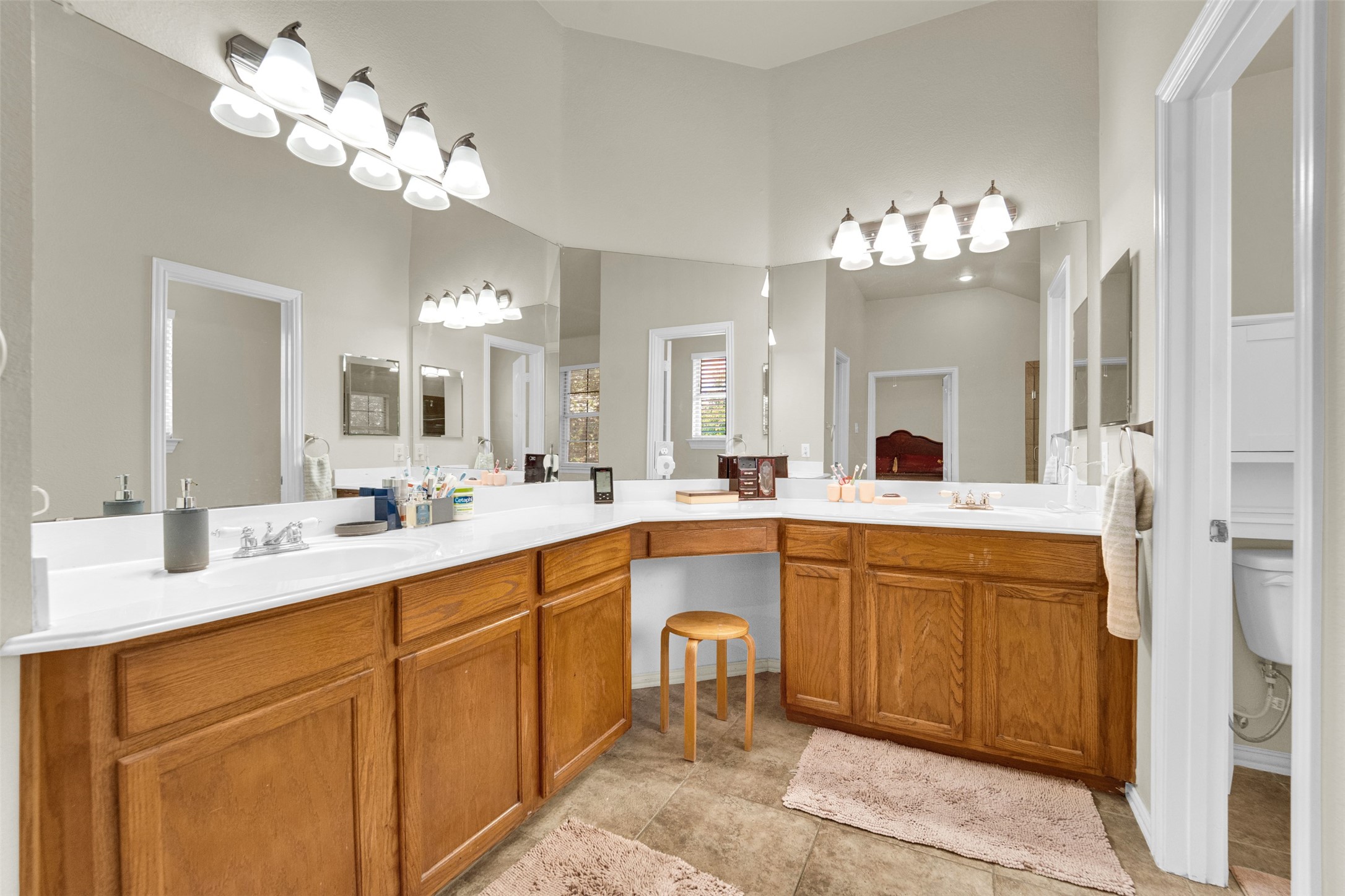 529 Abbey Court Coppell TX 75019